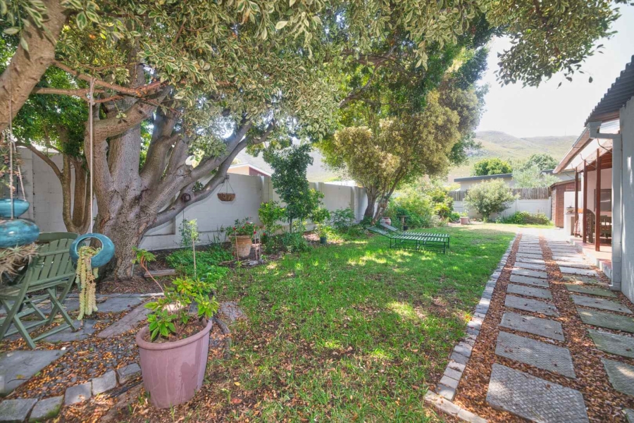 3 Bedroom Property for Sale in Northcliff Western Cape